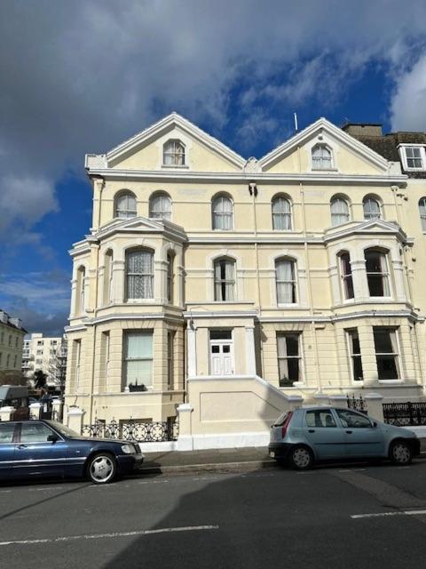 Appletree Hotel Eastbourne Exterior photo